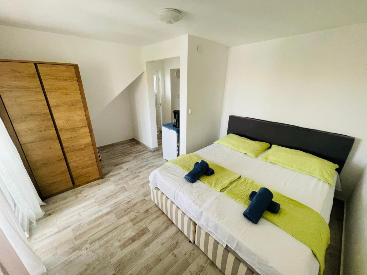 Beauty Living Jasmina Apartment Пунат Екстериор снимка